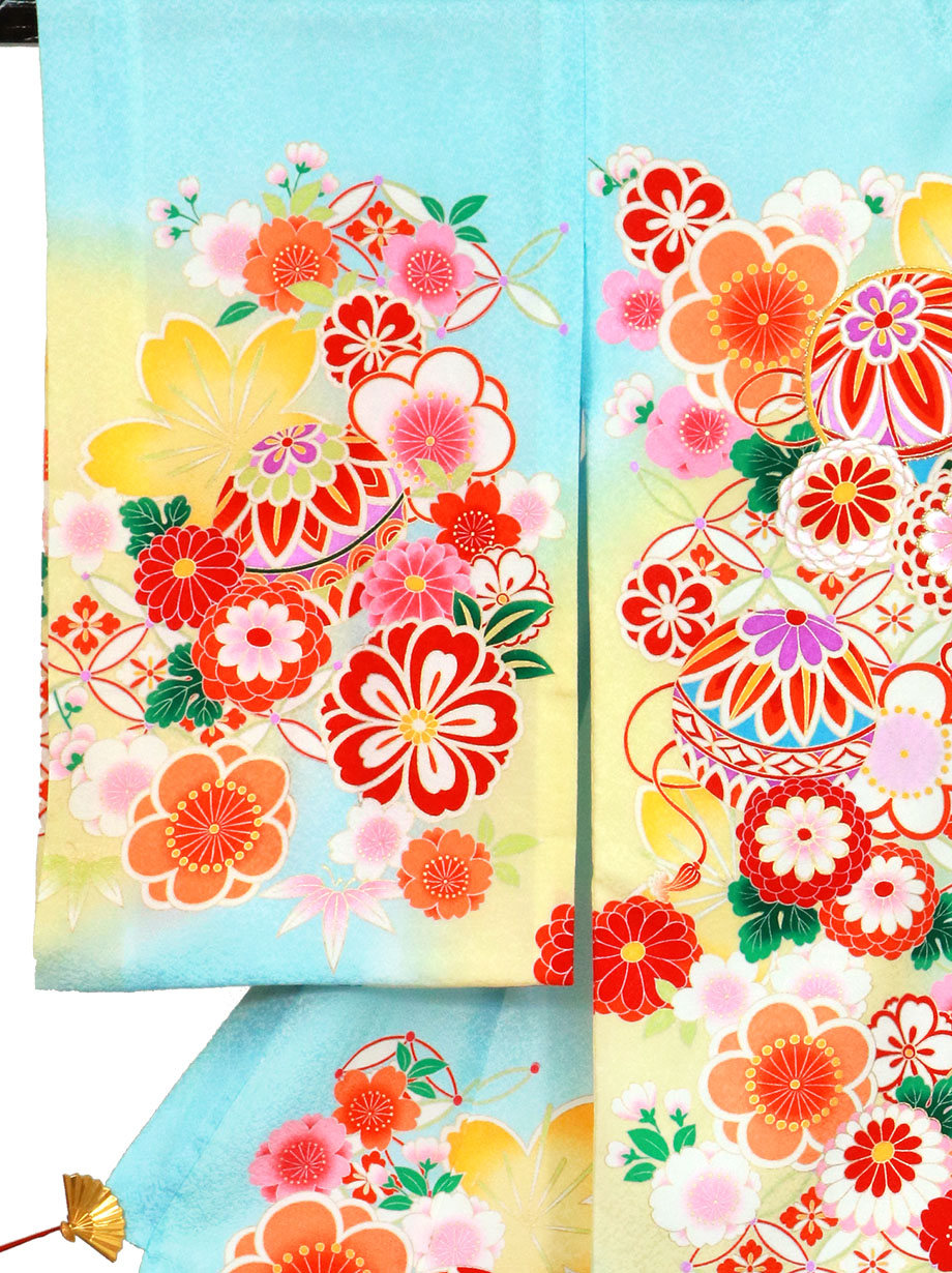 お宮参り産着／水色地に鞠と菊、桜の祝い着／女児／左袖