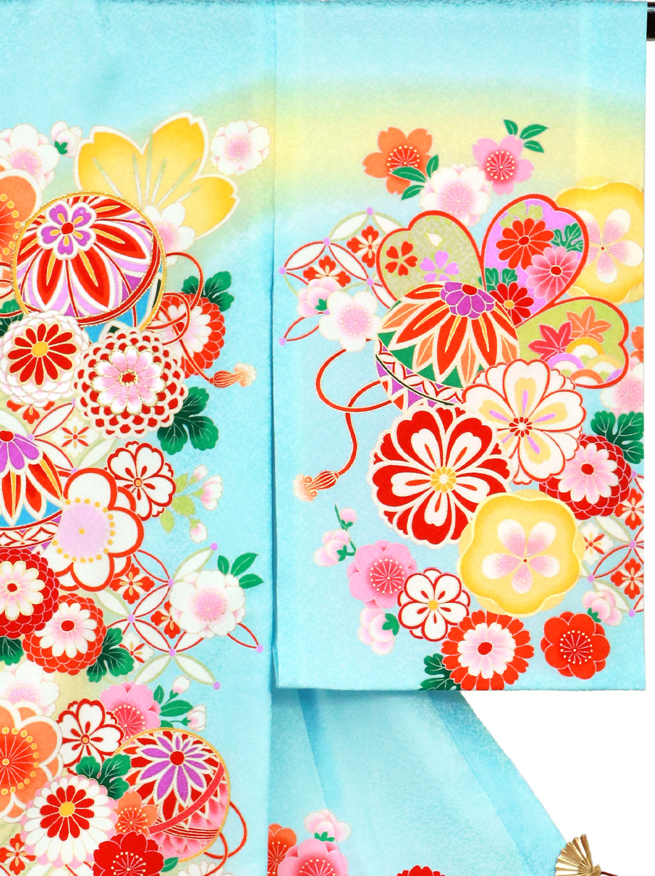 お宮参り産着／水色地に鞠と菊、桜の祝い着／女児／右袖