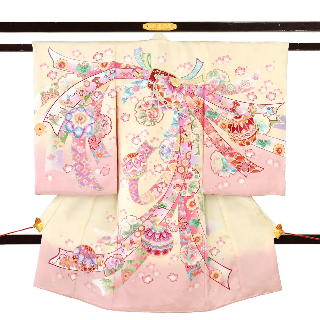 お宮参り産着レンタル／クリーム色に束ね熨斗、鞠と雪輪の祝い着／女児