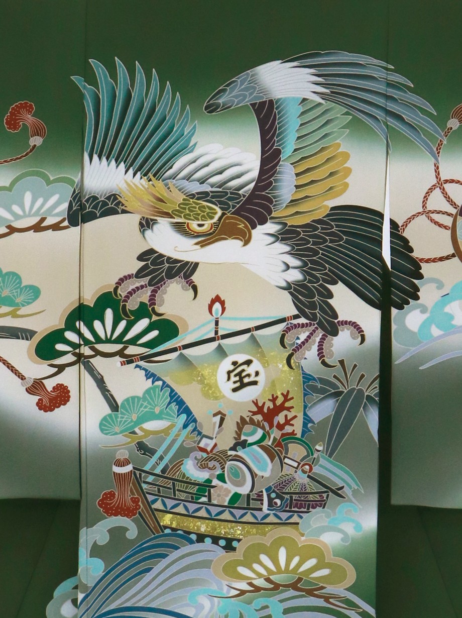 深緑地に鷹と宝船の祝い着（産着）／男児