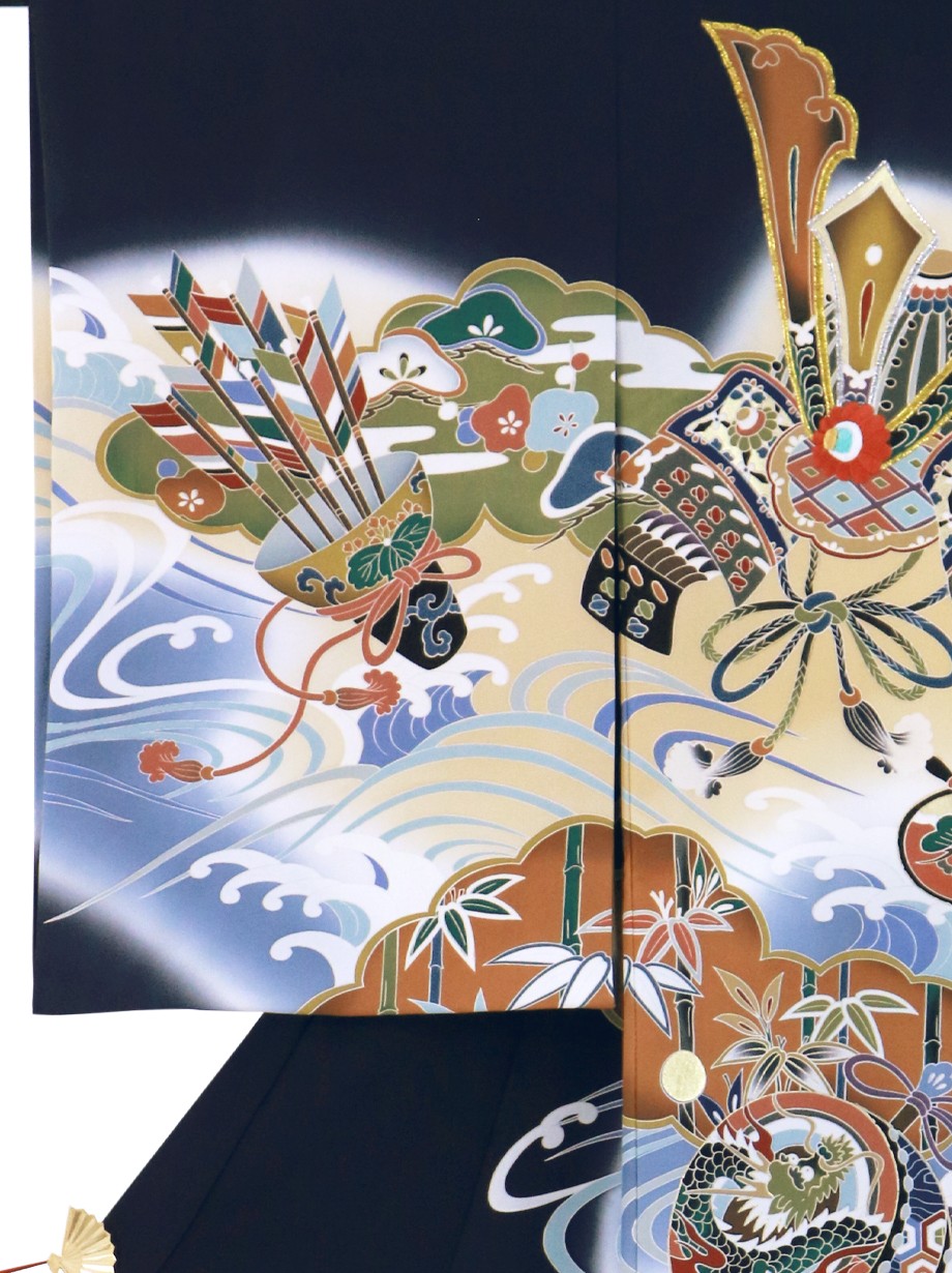 濃紺地に兜と波、吉祥文様の祝い着（産着）／男児