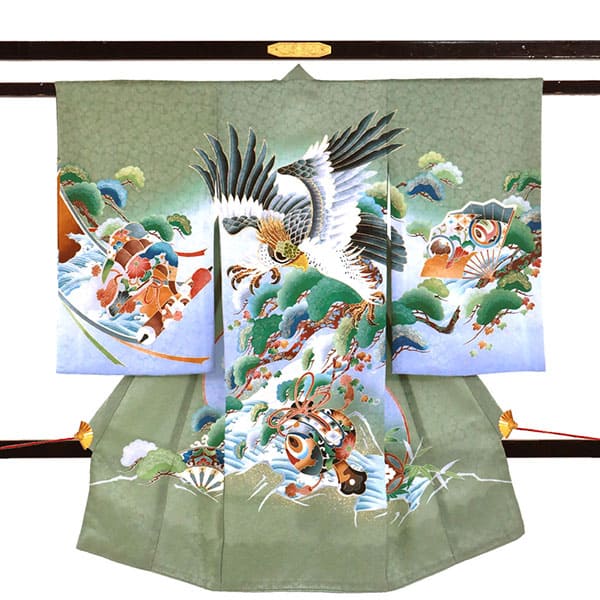 お宮参り産着／薄抹茶色に鷹の祝い着／男児