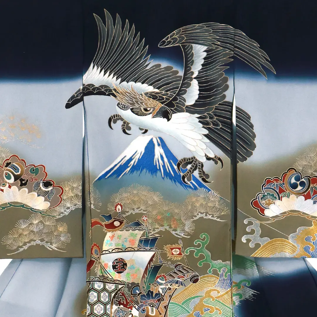 お宮参り産着／紺地に鷹と富士山、宝船の祝い着／男児／背中詳細