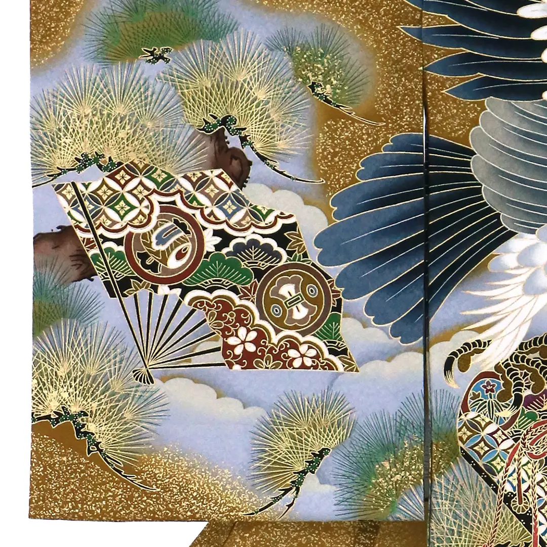 お宮参り産着／桑茶に金箔、鷹と富士の祝い着／男児／左袖詳細