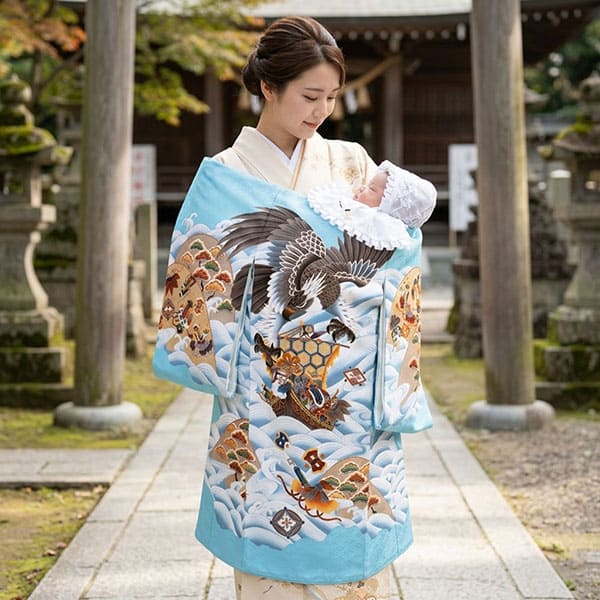 お宮参り産着／水色地に鷹と宝船の祝い着／男児（ポリエステル）