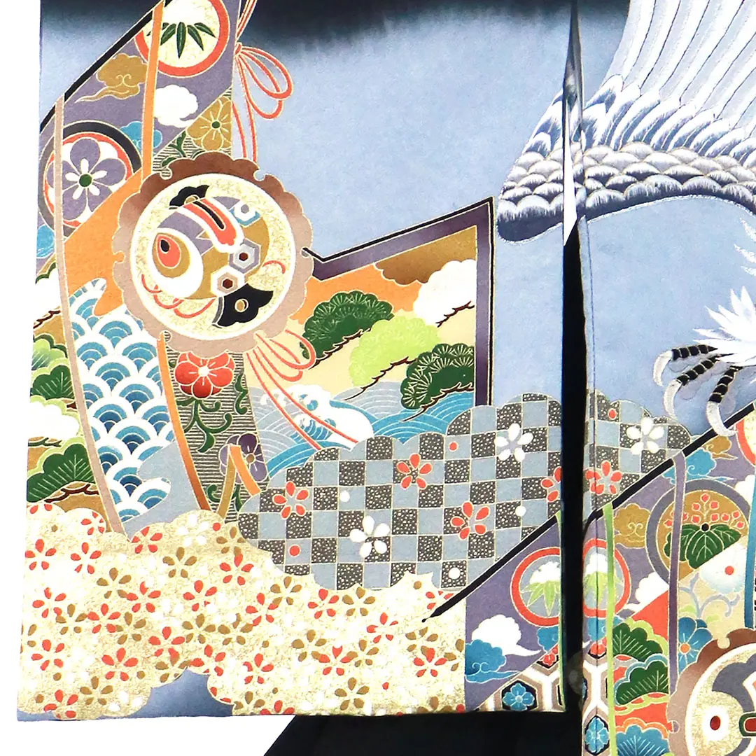 お宮参り産着／黒地に白銀の鷹、屏風の祝い着／男児／左袖詳細