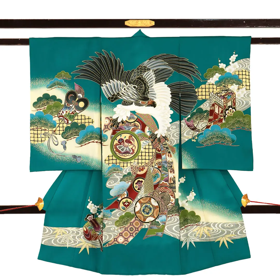 お宮参り産着／グリーン地に鷹と束ね熨斗、御所車の祝い着／男児