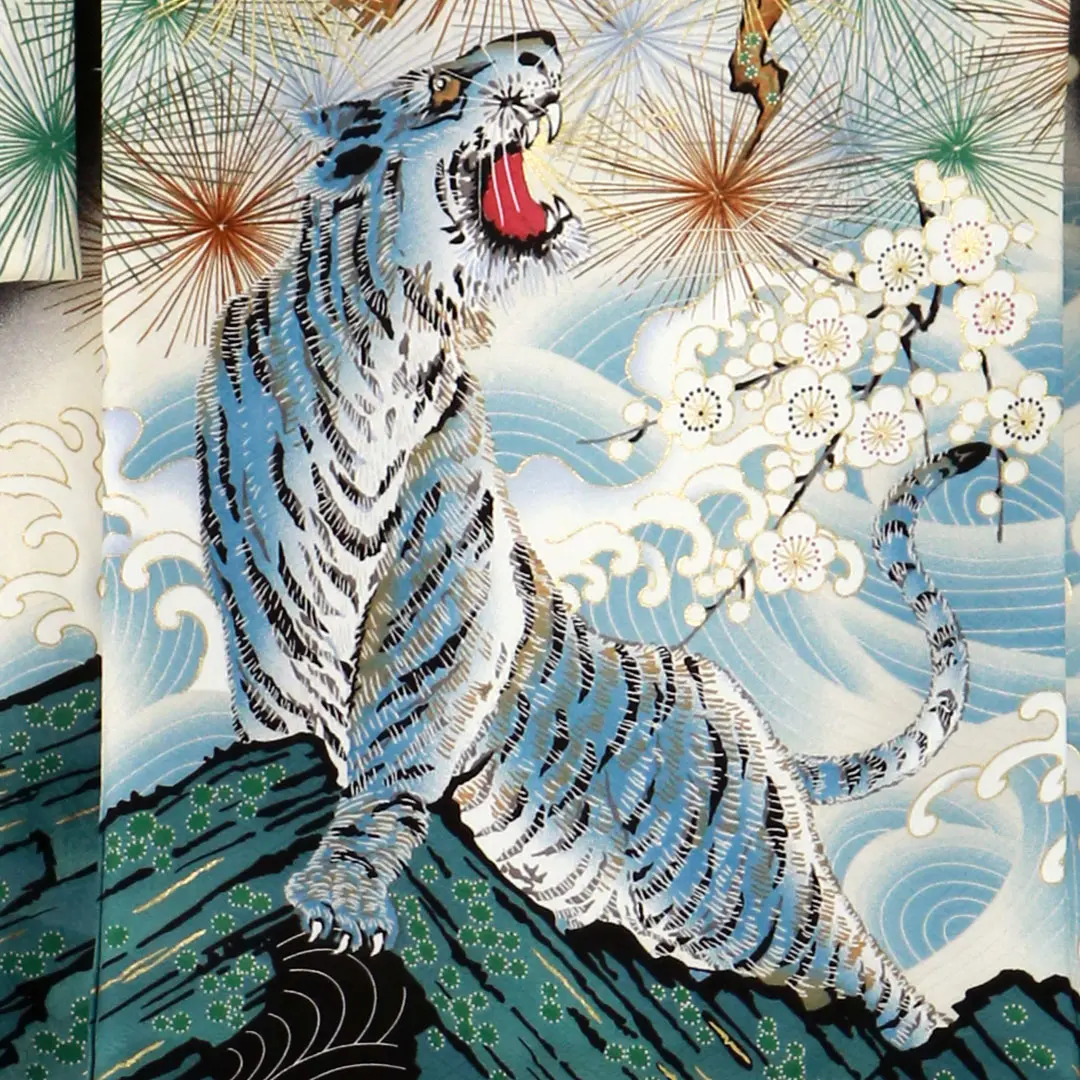 お宮参り産着／黒地に鷹と白虎の祝い着／男児／背中の柄詳細2