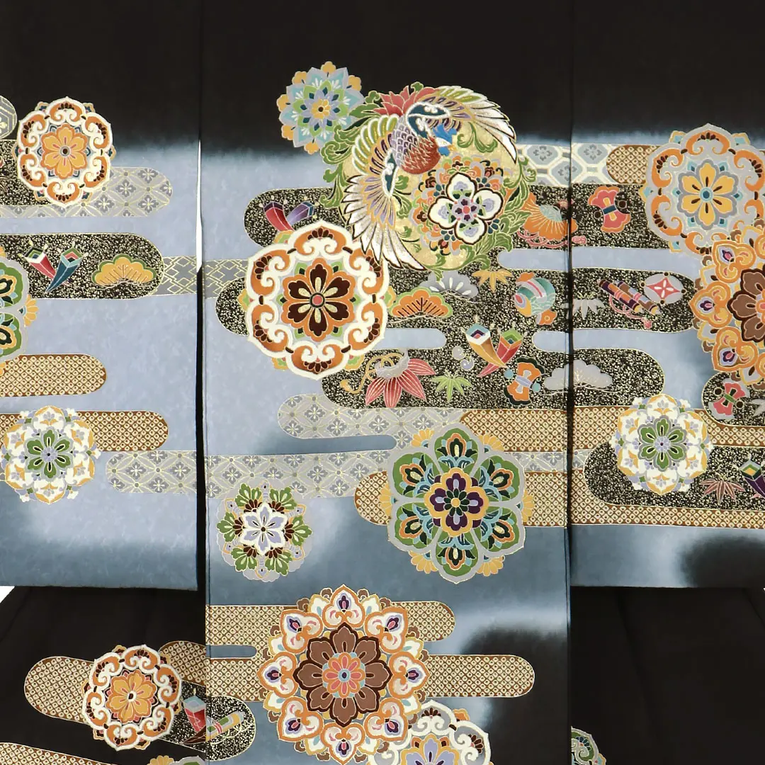 お宮参り産着／黒地に鳳凰と華紋の祝い着／男児／背中詳細