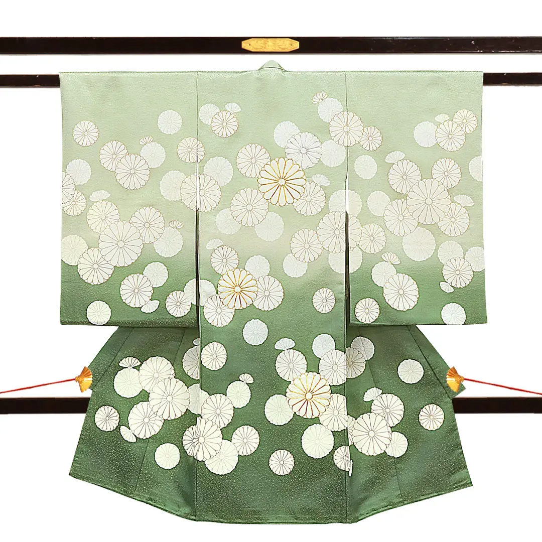 お宮参り産着／千歳緑のぼかしに菊花紋の祝い着／男児