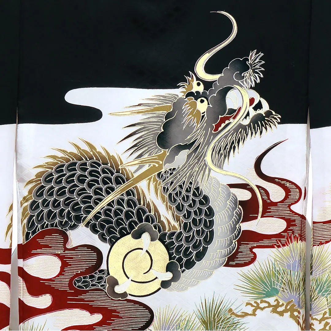 お宮参り産着／黒地に龍と波と松の祝い着（産着）／男児／背中龍詳細