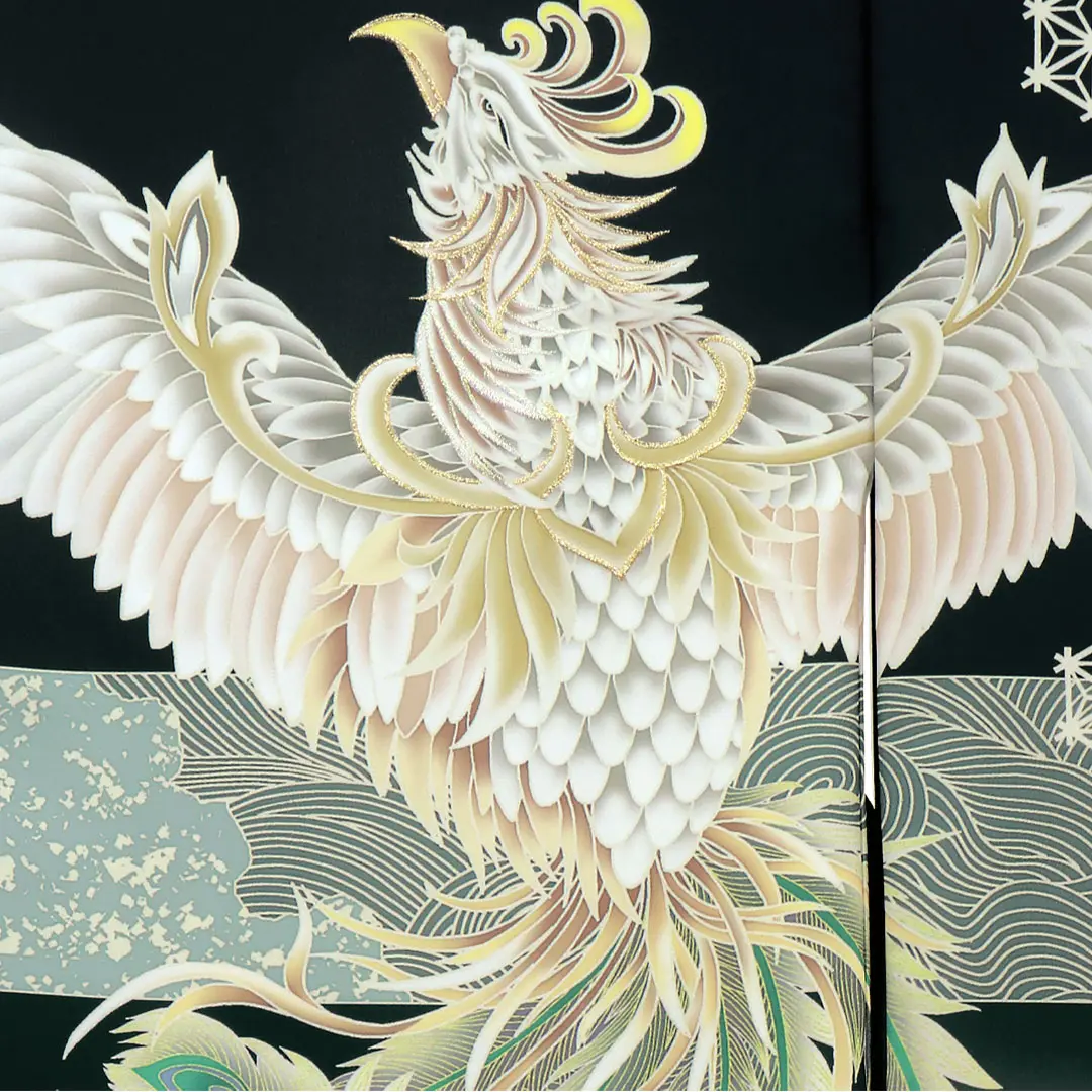 お宮参り産着／黒地に鳳凰と雪の結晶の祝い着／男児（ポリエステル）／背中の柄詳細