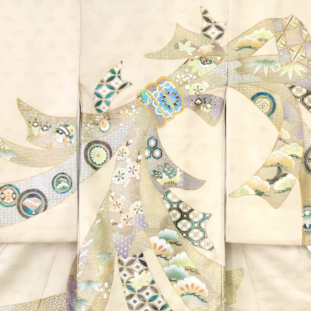 お宮参り産着／ベージュ地に束ね熨斗の祝い着／男女兼用／背中詳細