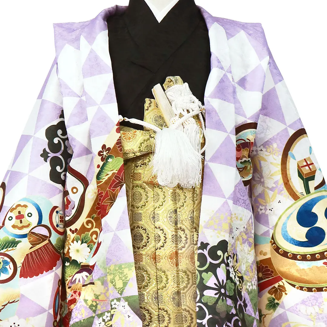 紫地に兜と鱗紋の着物、金襴色の袴／七五三・三歳男の子・袴 | 宅配