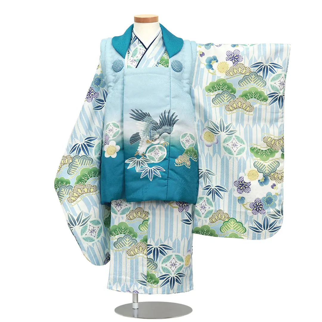 白地に水色の矢絣と松竹梅、鷹の被布コートセット／七五三・三歳男の子