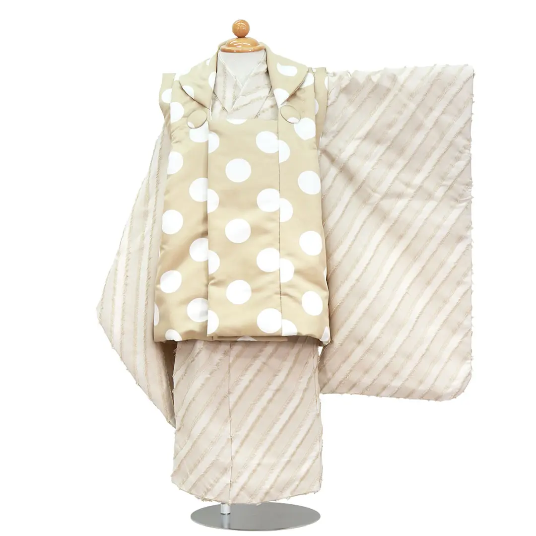 ベージュ地にフリンジ風、水玉被布コートセット／七五三・三歳男の子・被布コートセット