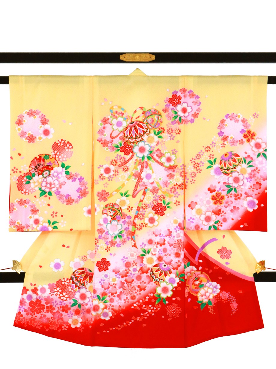 黄色地に鞠と花丸の祝い着（産着）／女児