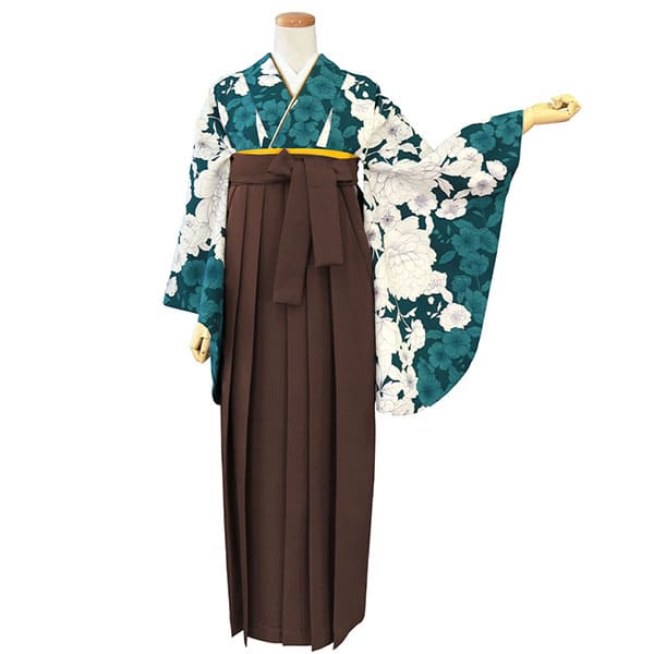 青緑色の地に大輪の牡丹と桜・茶色袴（無地） （二尺袖）／卒業式