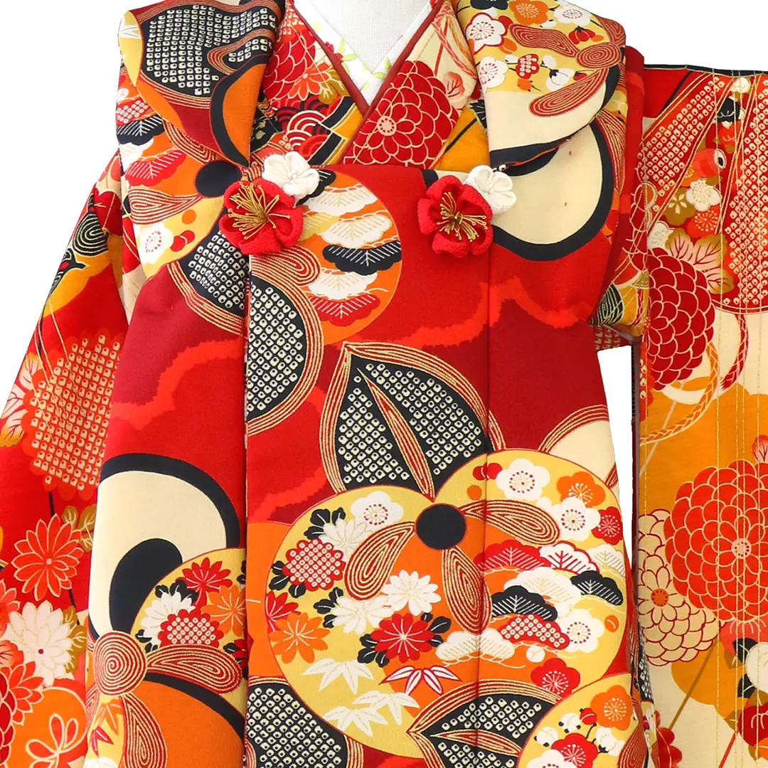 七五三着物レンタル ／《LOWRYS FARM》クリーム地に橘花と檜扇、赤の