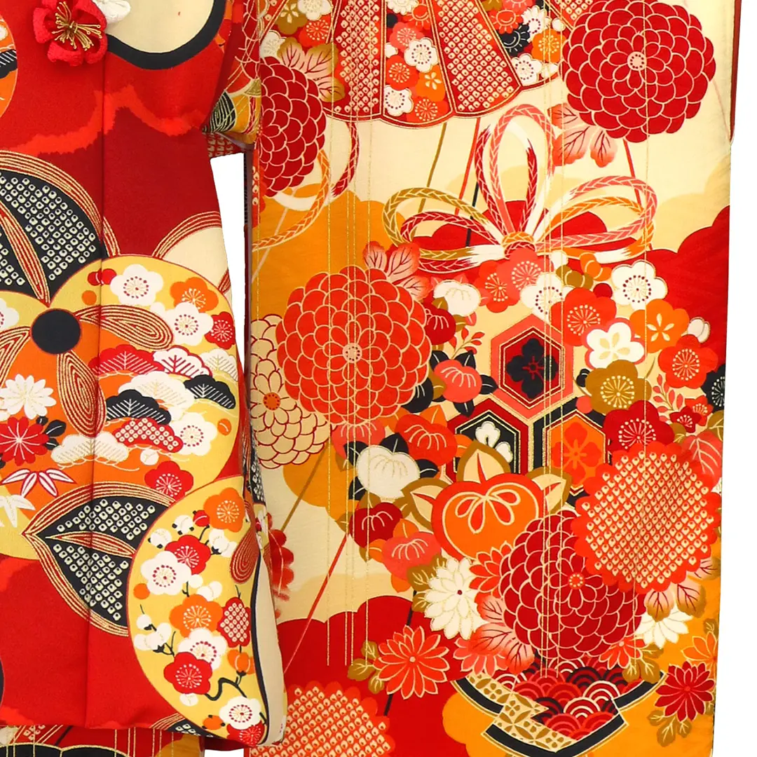 F4-7 訳あり特価　きれいな刺しゅう花柄衣裳　三五親王のみ F4-7 訳あり特価 きれいな刺しゅう花柄衣裳 三五親王のみ