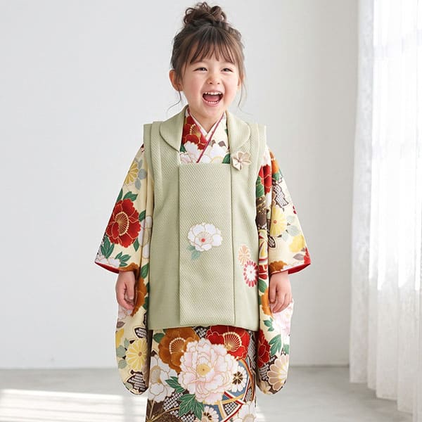 【花わらべ】クリーム地に古典柄、白緑の被布コートセット／七五三・三歳女の子