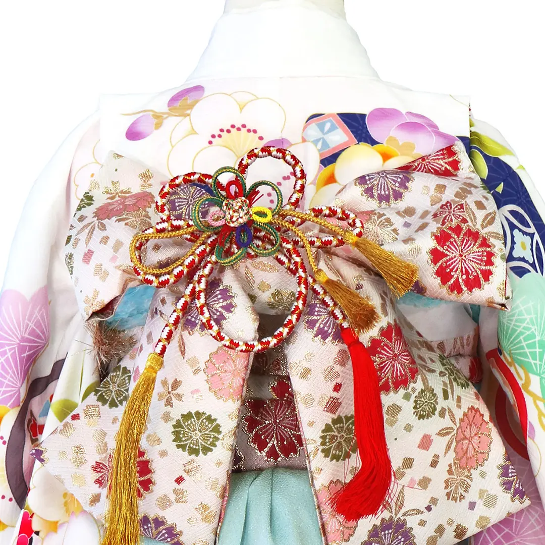 1点限り七五三 着物 7歳 女の子 着物単品　式部浪漫　梅笹　2024年度新作 1点限り七五三 着物 7歳 女の子 着物単品式部浪漫梅笹2024年度新作