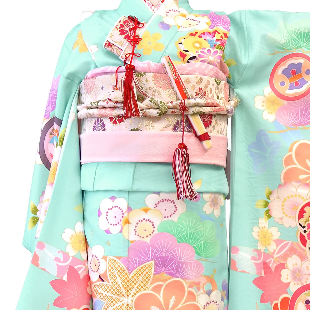 式部浪漫》水色と藤色地に梅と笹の着物／七五三・七歳女の子