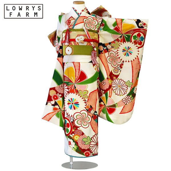 LOWRYS FARM》レトロ熨斗の着物に亀甲帯 白／七五三・七歳女の子
