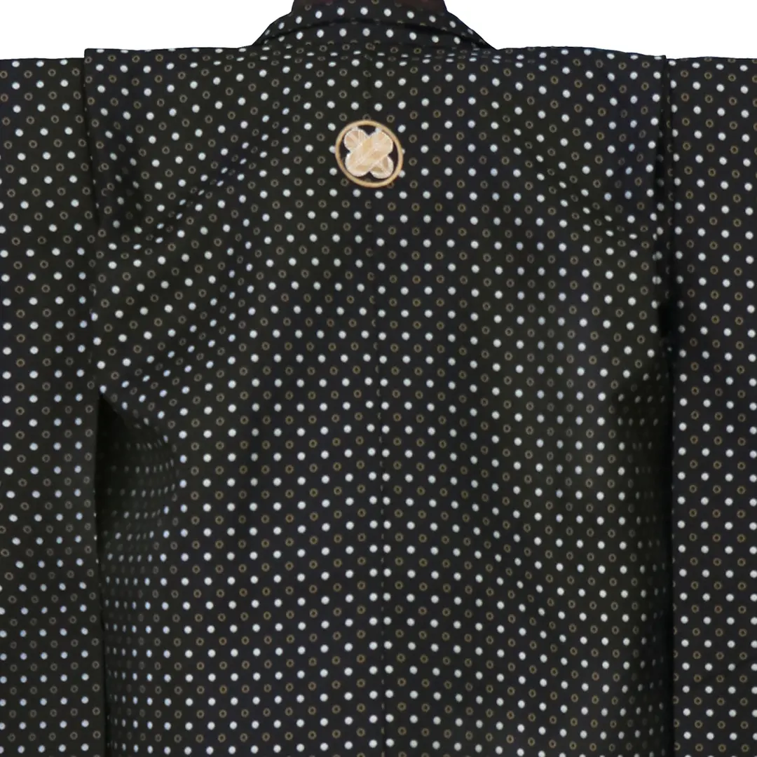 花わらべ》黒のドット柄に五つ紋、ベージュの袴／七五三・五歳