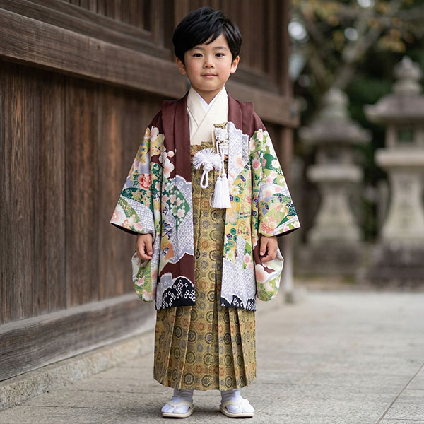 臙脂に鷹と束ね熨斗、金襴の袴／七五三・五歳男の子・袴 | 宅配着物