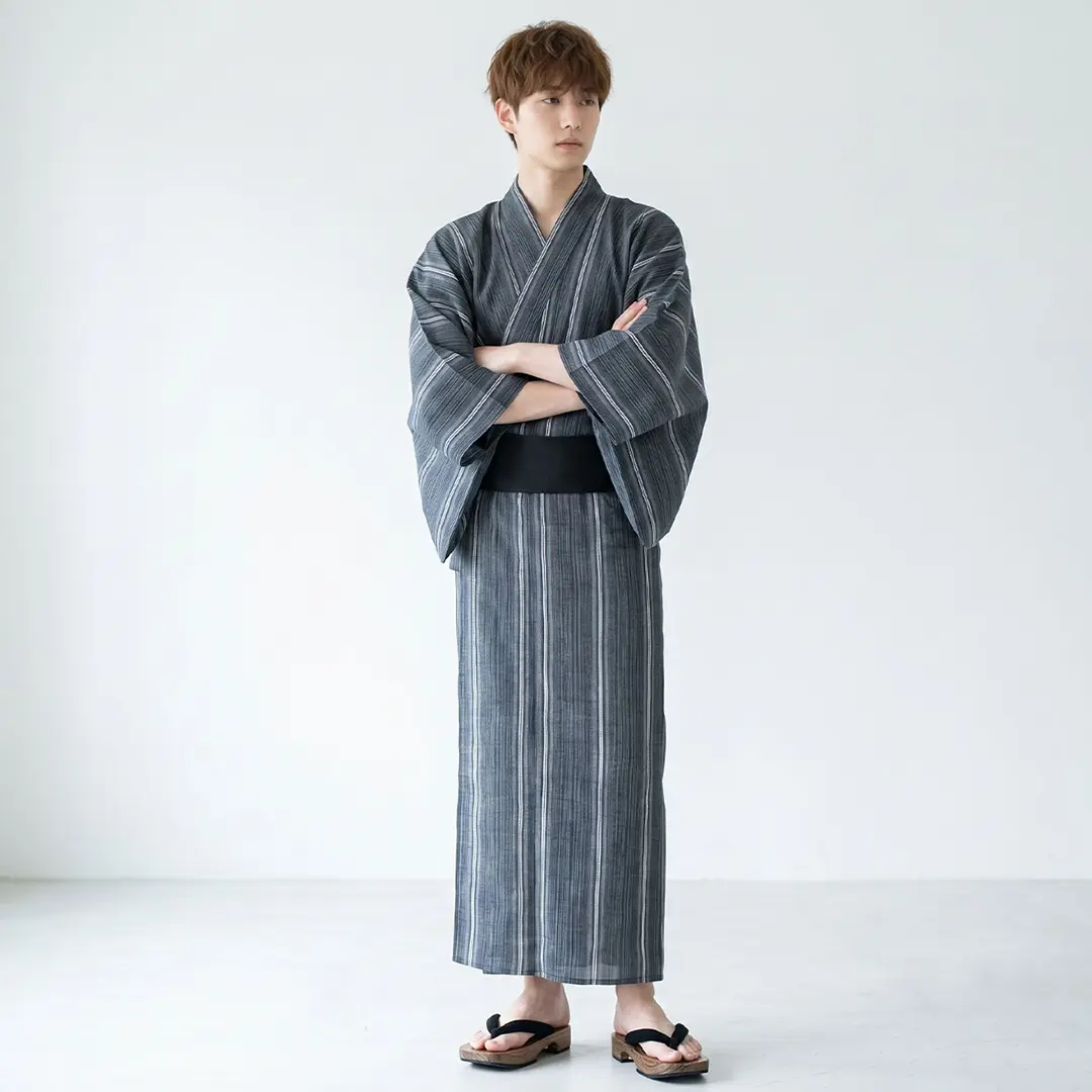 変わり縞×黒帯　Mサイズ（対応身長165～170）／メンズ浴衣／着用イメージ