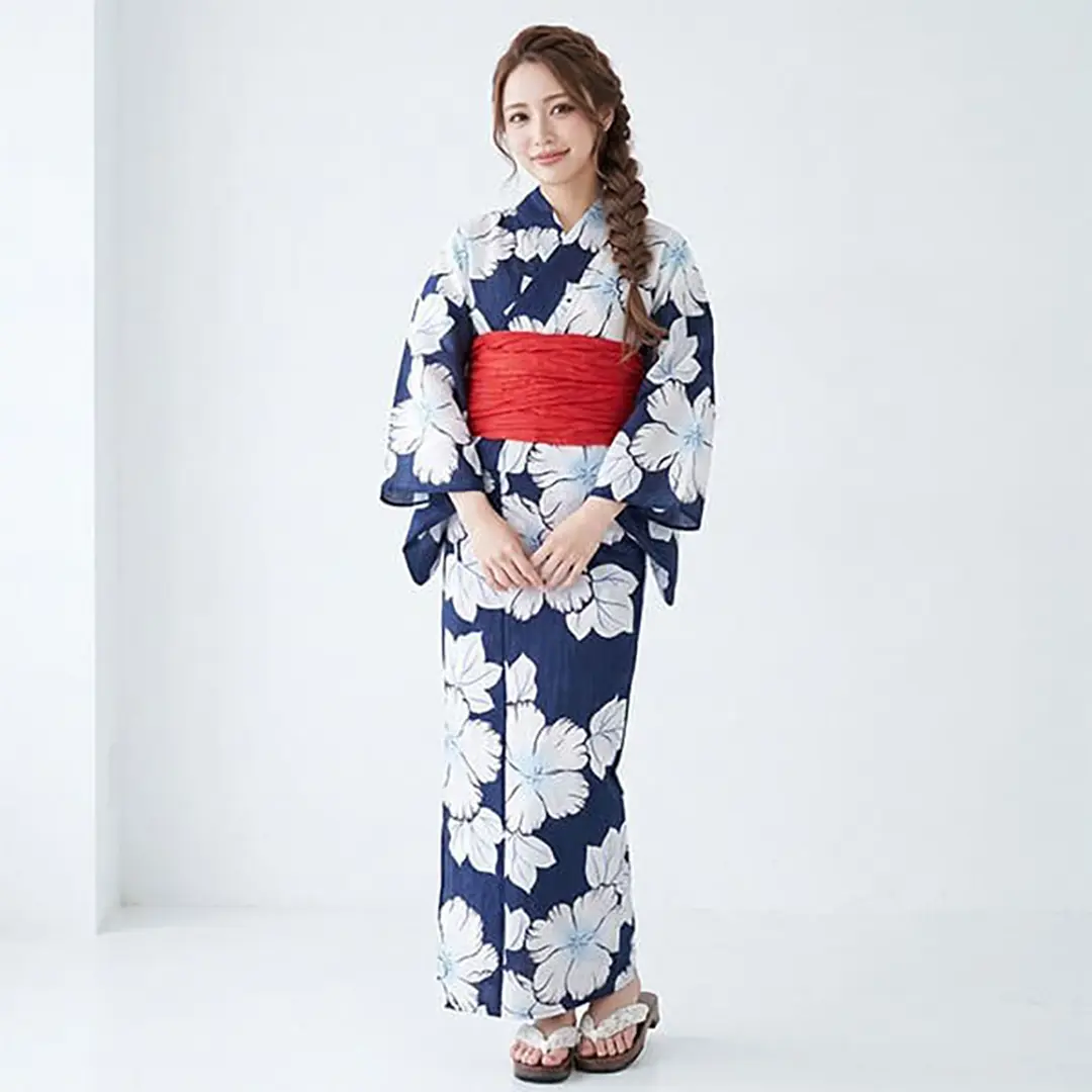 【帯が選べる】紺×花／レディース浴衣／着用イメージ