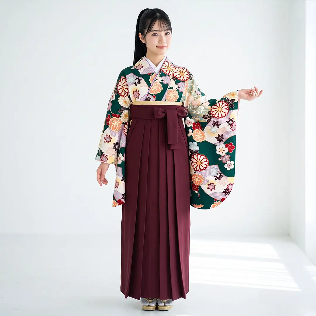 深緑地に地紙と菊・臙脂袴（無地） （二尺袖）／卒業式／着用イメージ