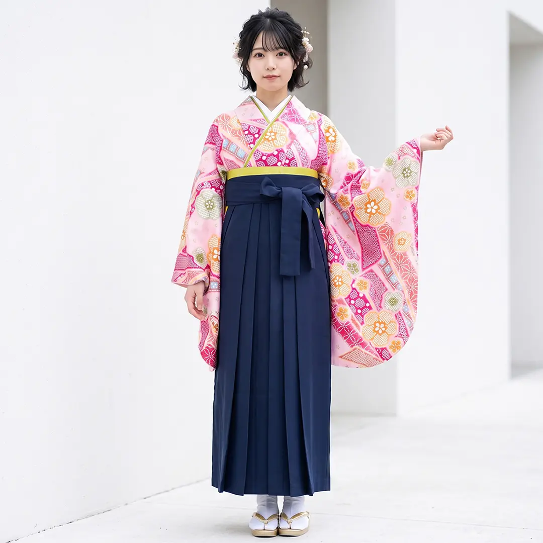 ピンク地に染め疋田と花・紺袴（無地） （二尺袖）／卒業式／着用イメージ