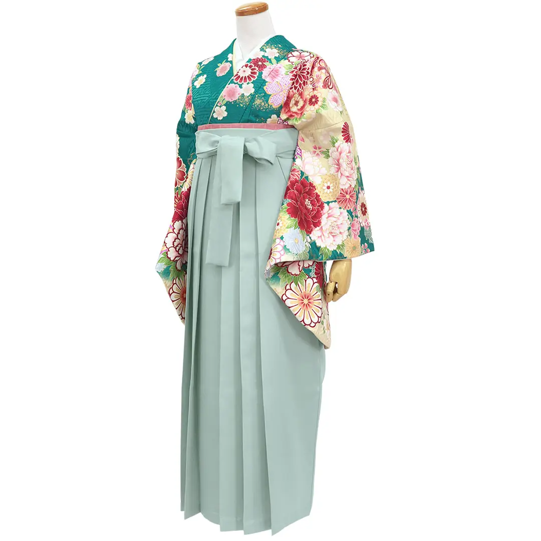 翡翠色に花尽くし・くすみグリーン袴（無地） （二尺袖）／卒業式／斜め