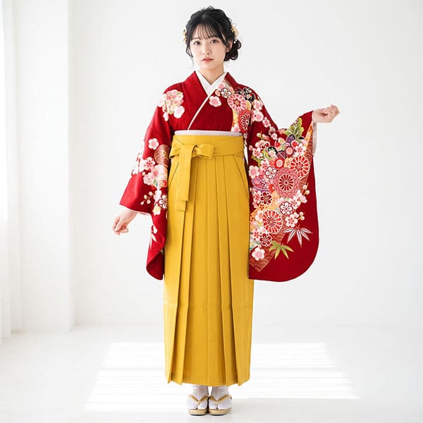 赤地に菊と桜・マスタード袴（無地） （二尺袖）／卒業式 | 宅配着物 