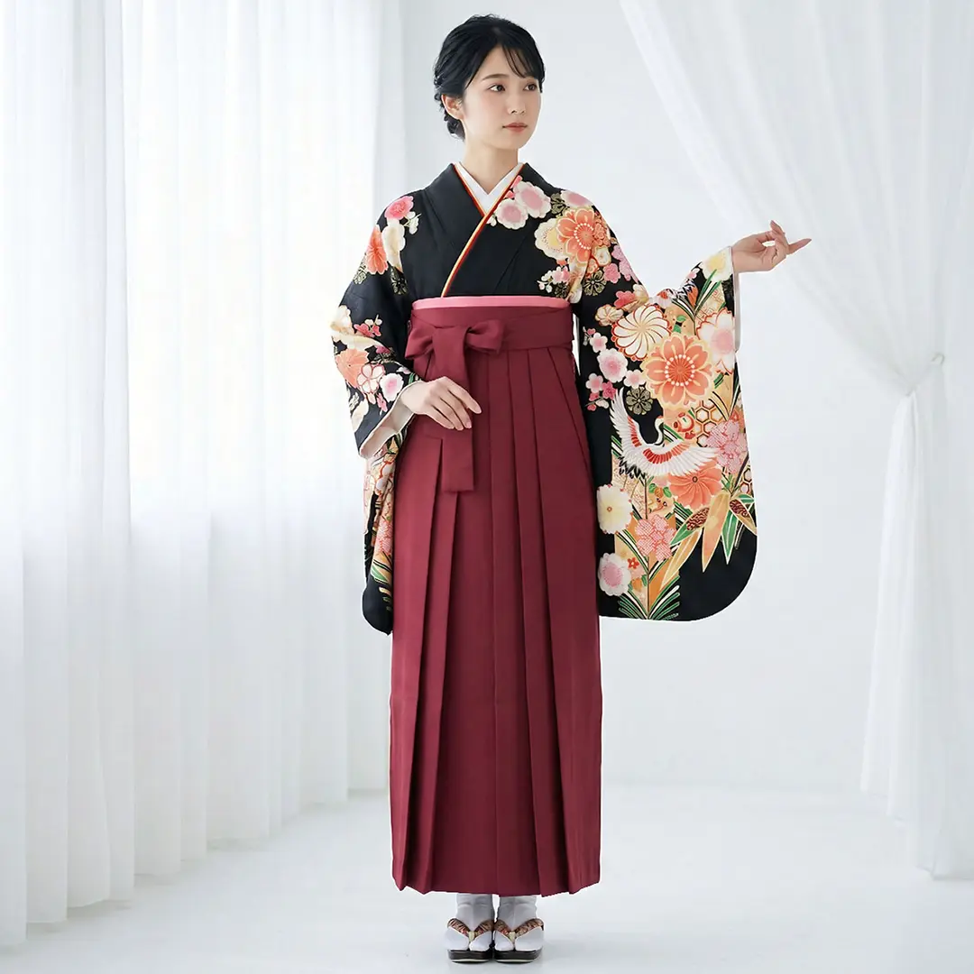 黒地に鶴と桜・臙脂袴（無地） （二尺袖）／卒業式