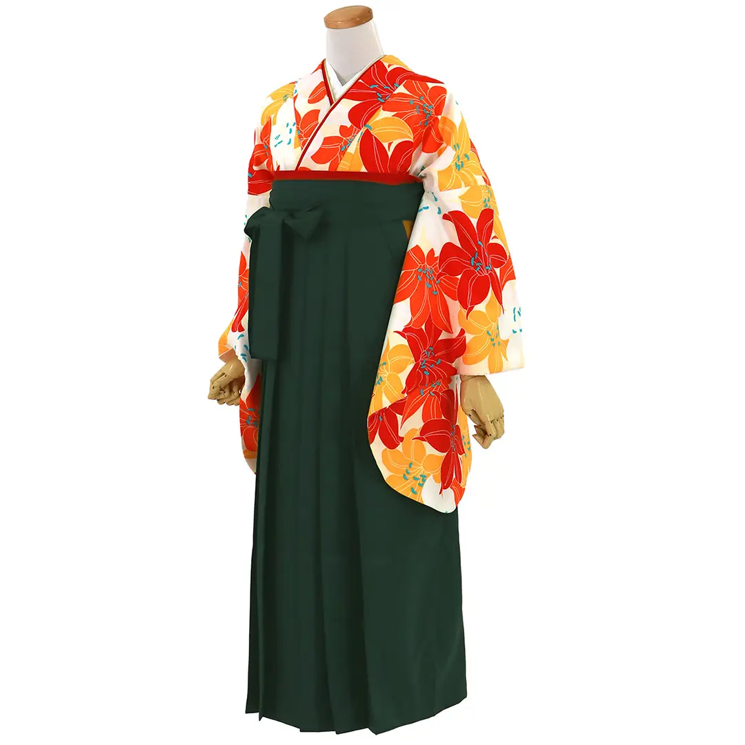 白地に紅白、山吹色の百合づくし・深緑袴（無地） （二尺袖）／卒業式／斜め