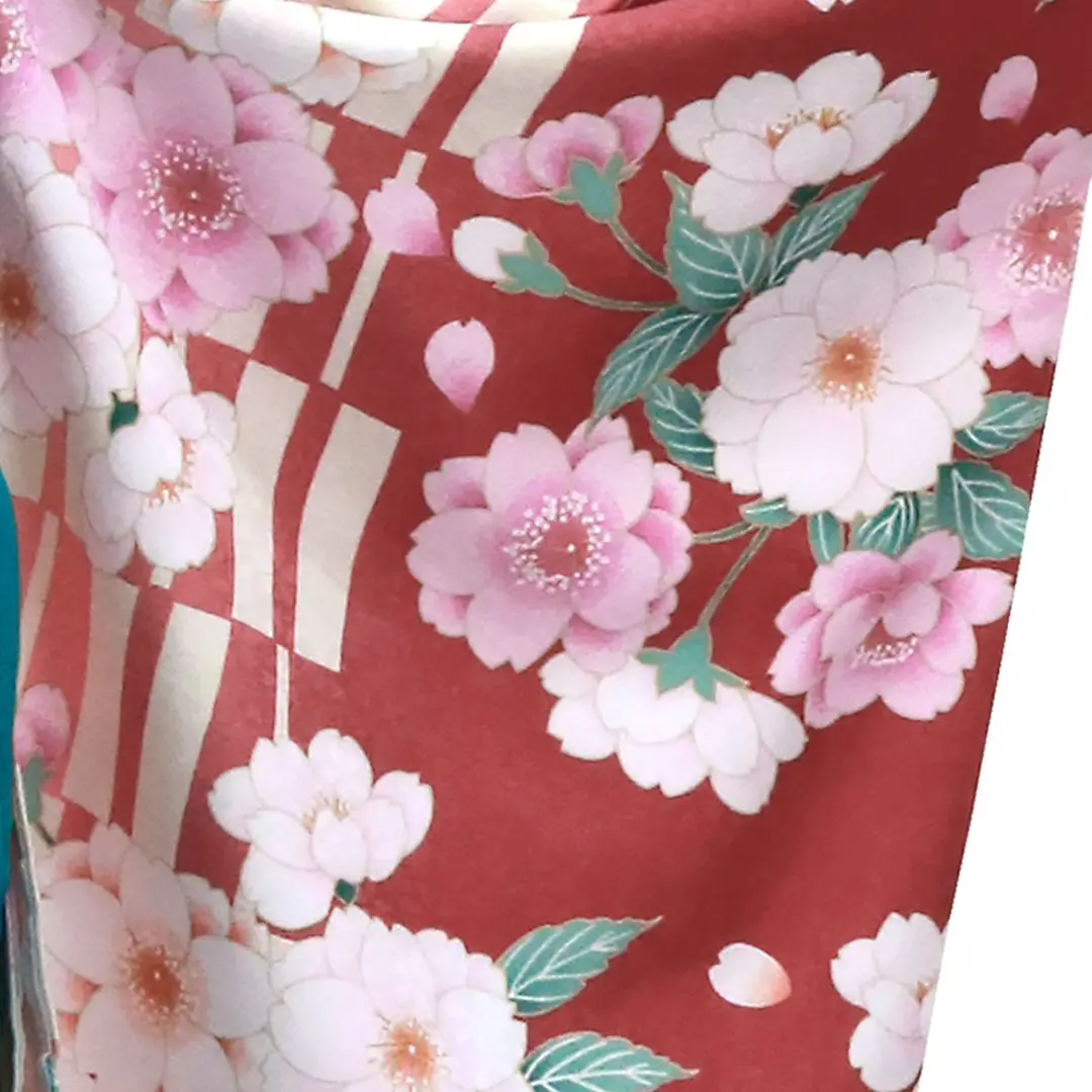 【人気セット】赤紅色に格子柄と桜・青袴（無地） （二尺袖）／卒業式／柄詳細