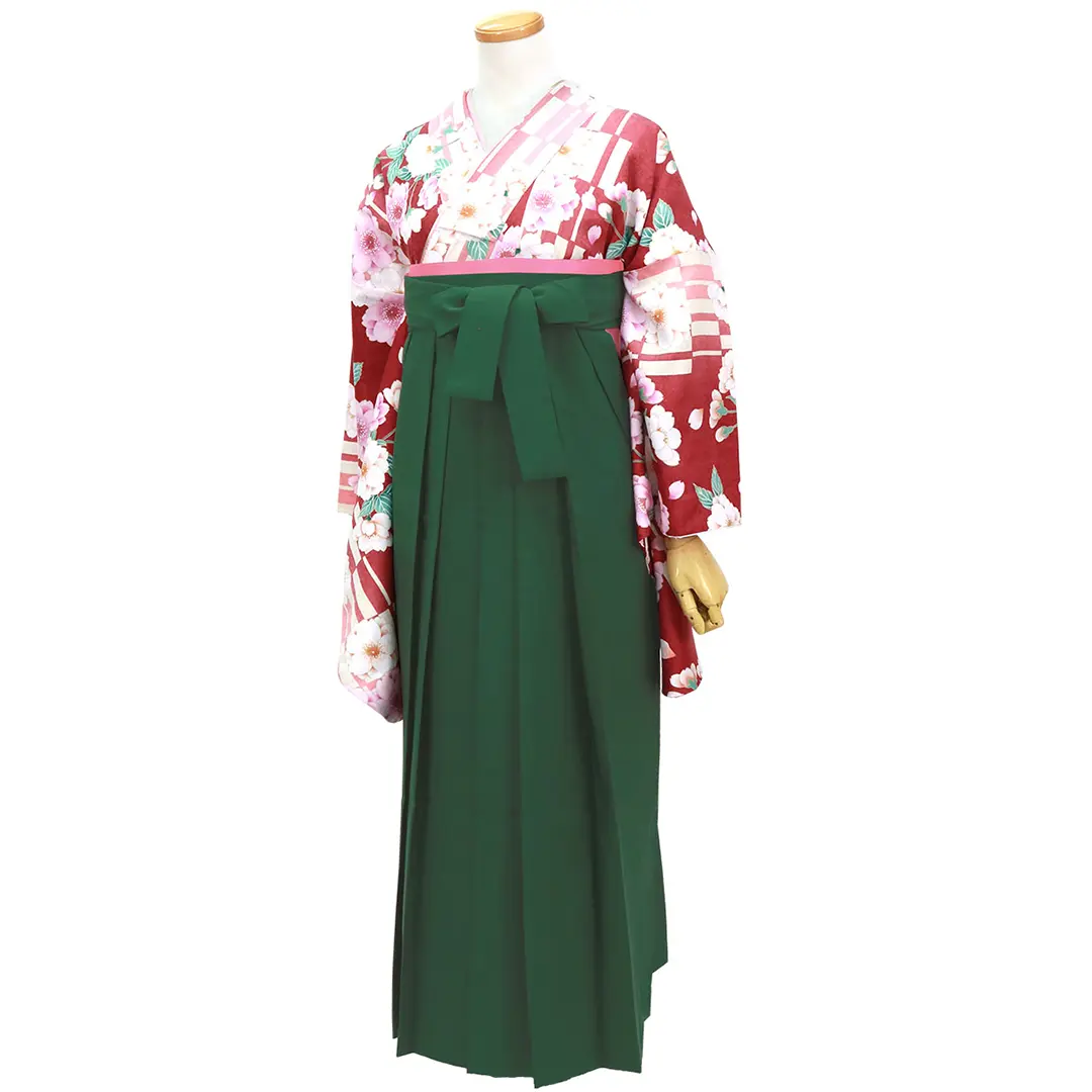 赤紅色に格子柄と桜・深緑袴（無地） （二尺袖）／卒業式／斜め