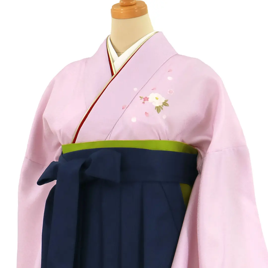 藤色地に牡丹・紺袴（無地） （二尺袖）／卒業式（オリジナルデザイン