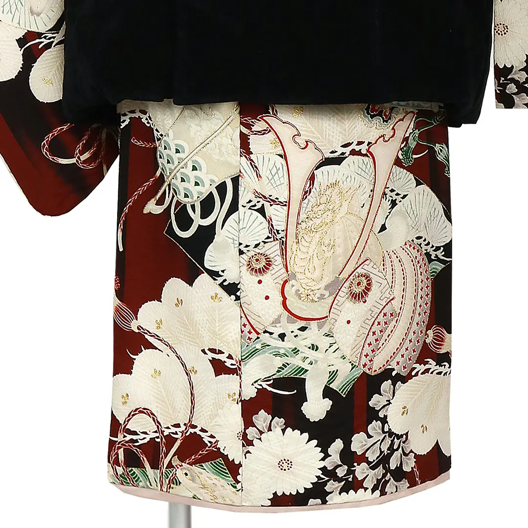 《華徒然》茶色地に吉祥文様、ベロアの被布コートセット／七五三・三歳男の子・被布コートセット／裾