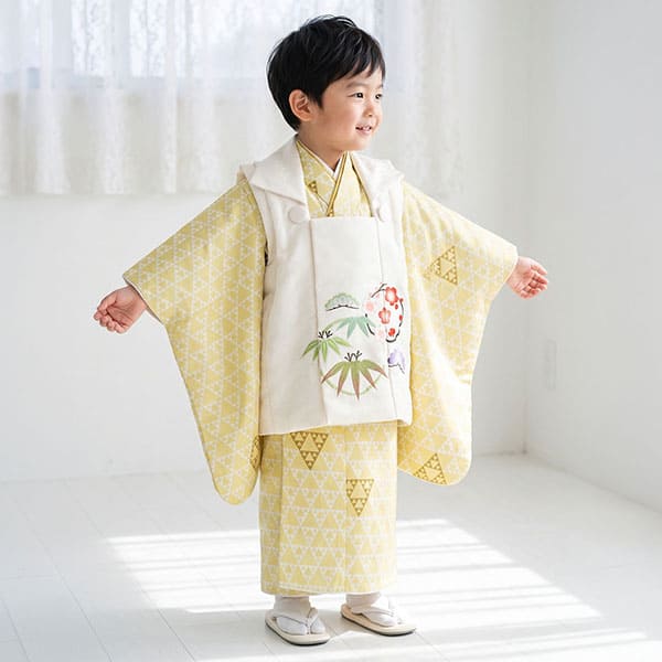 若芽色に鱗紋、白地に松竹梅の被布コートセット／七五三・三歳男の子・被布コートセット