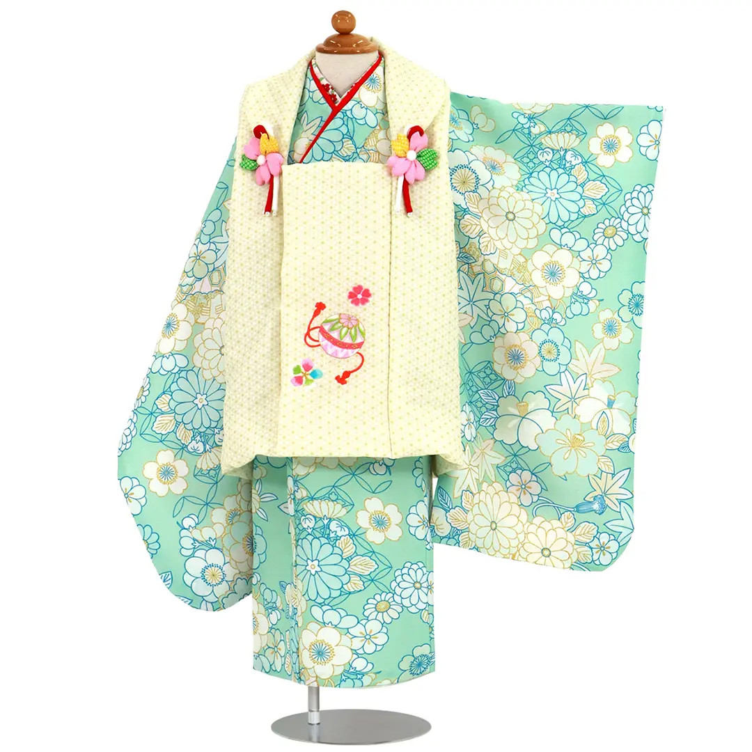 水色地に桜や菊、黄色の麻の葉の被布コートセット／七五三・三歳女の子／正面