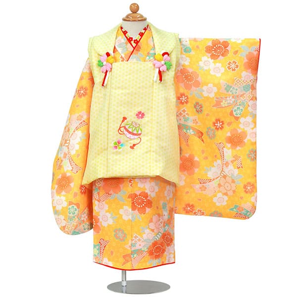 黄色の桜と束ね熨斗の着物、黄色の麻の葉被布コートセット／七五三・三