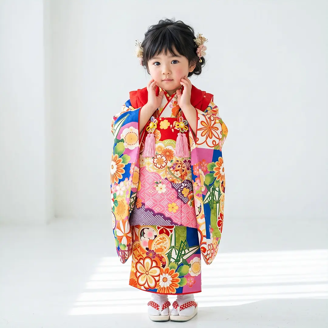 青や薄紫の市松に折り鶴、赤の被布コートセット／七五三・三歳女の子