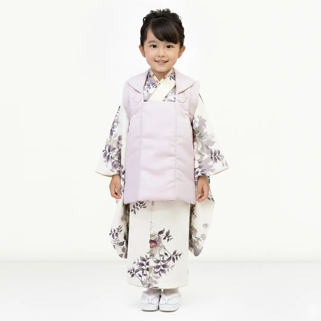 白地にバラとユリ、ピンクの被布コートセット／七五三・三歳