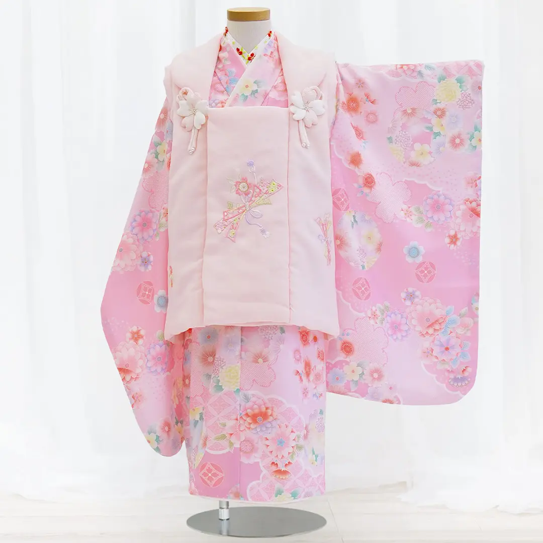 花丸》ピンク地に鞠と菊、クリームピンクの被布コートセット／七五三