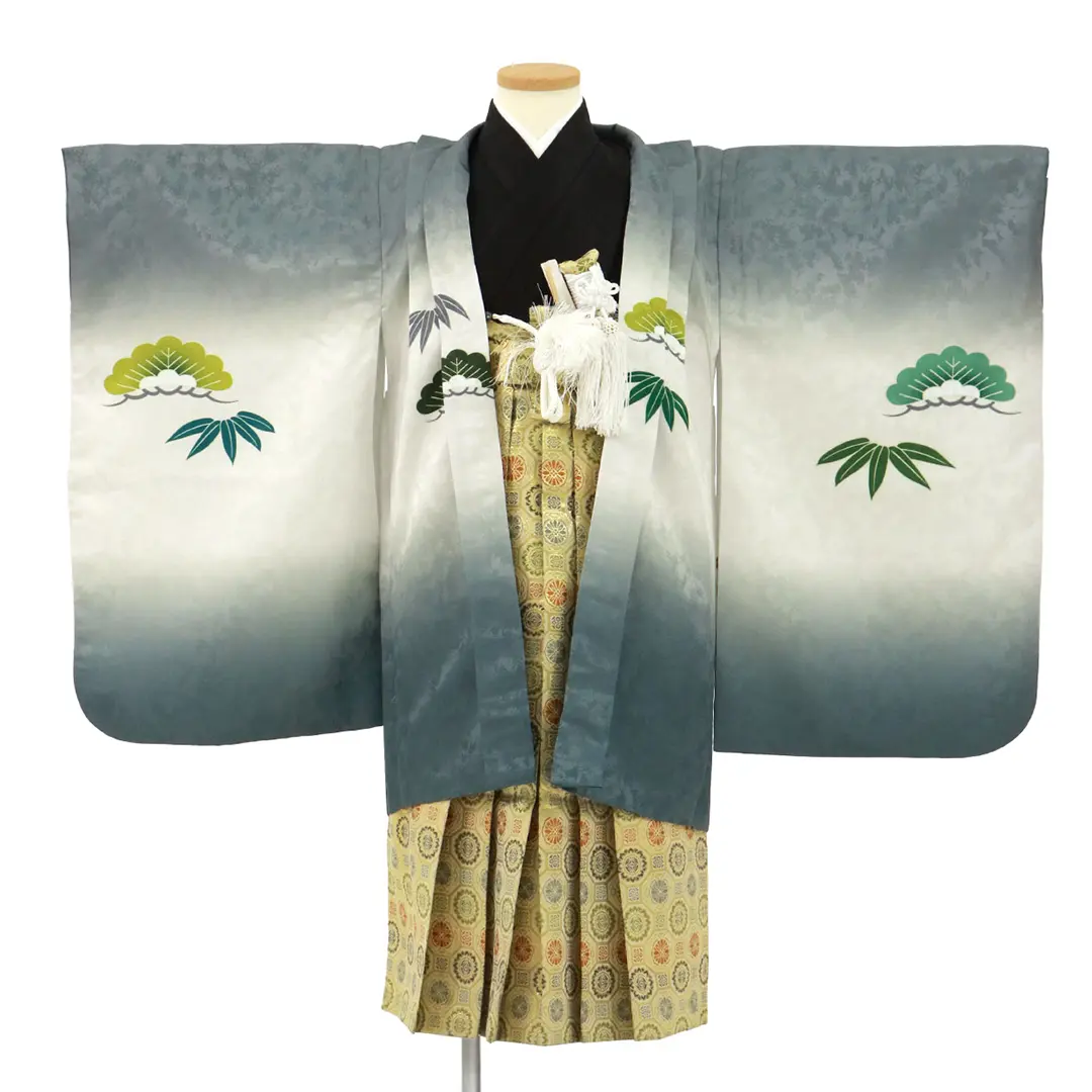 グレー地に松と打ち出の小槌、金襴の袴／七五三・五歳男の子・袴 袖