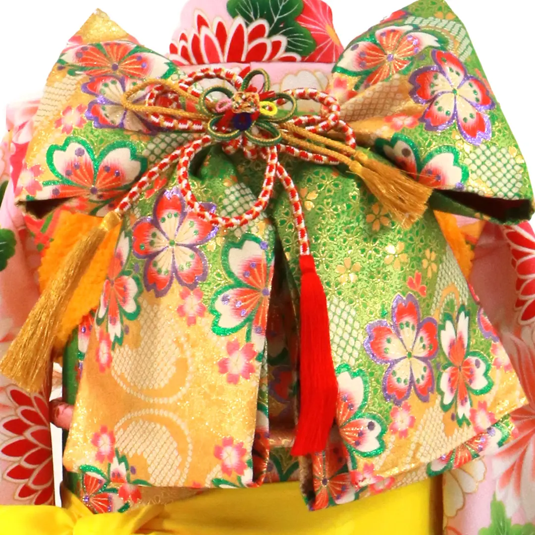 薄ピンクに和菊の着物／七五三・七歳女の子／背中側